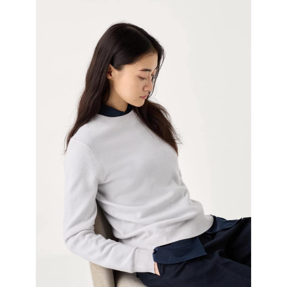Uniqlo Cashmere Crew Neck Sweater