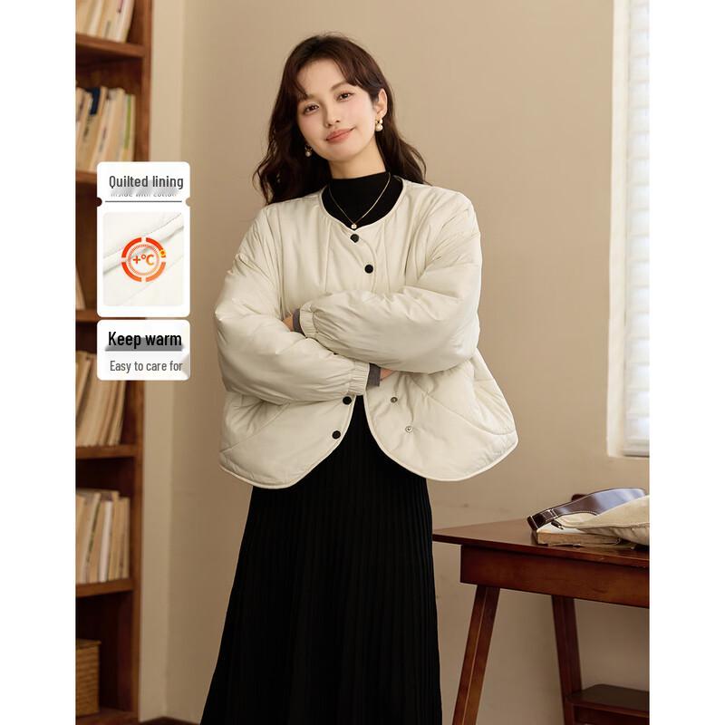 Легкая теплая короткая стеганая куртка Demana M