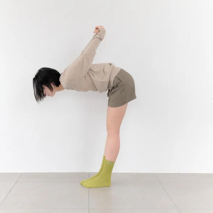 [IHM26SS31] Eyelet Knit Socks Olive