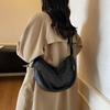 Simple casual large-capacity bag women's fashion versatile messenger bag popular niche commuter dumpling bag