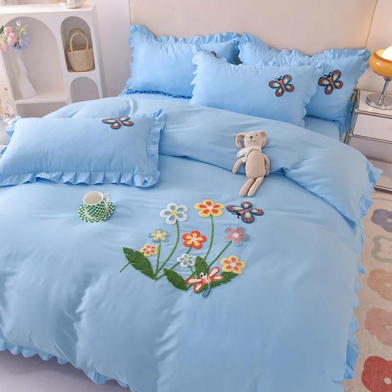 4pcs/set Solid Color Bed Sheet Flower Embroidery Quilt Cover Pillowcases Four Piece Set High-end Skin-friendly Comfortable Naked Sleeping Bedding Set