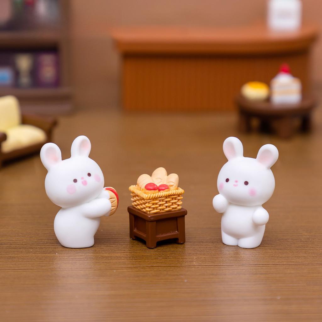 Adorable Resin Bear And Bunny Figurines Miniature Desk Car Decoration Cute Rabbit And Bear Ornaments