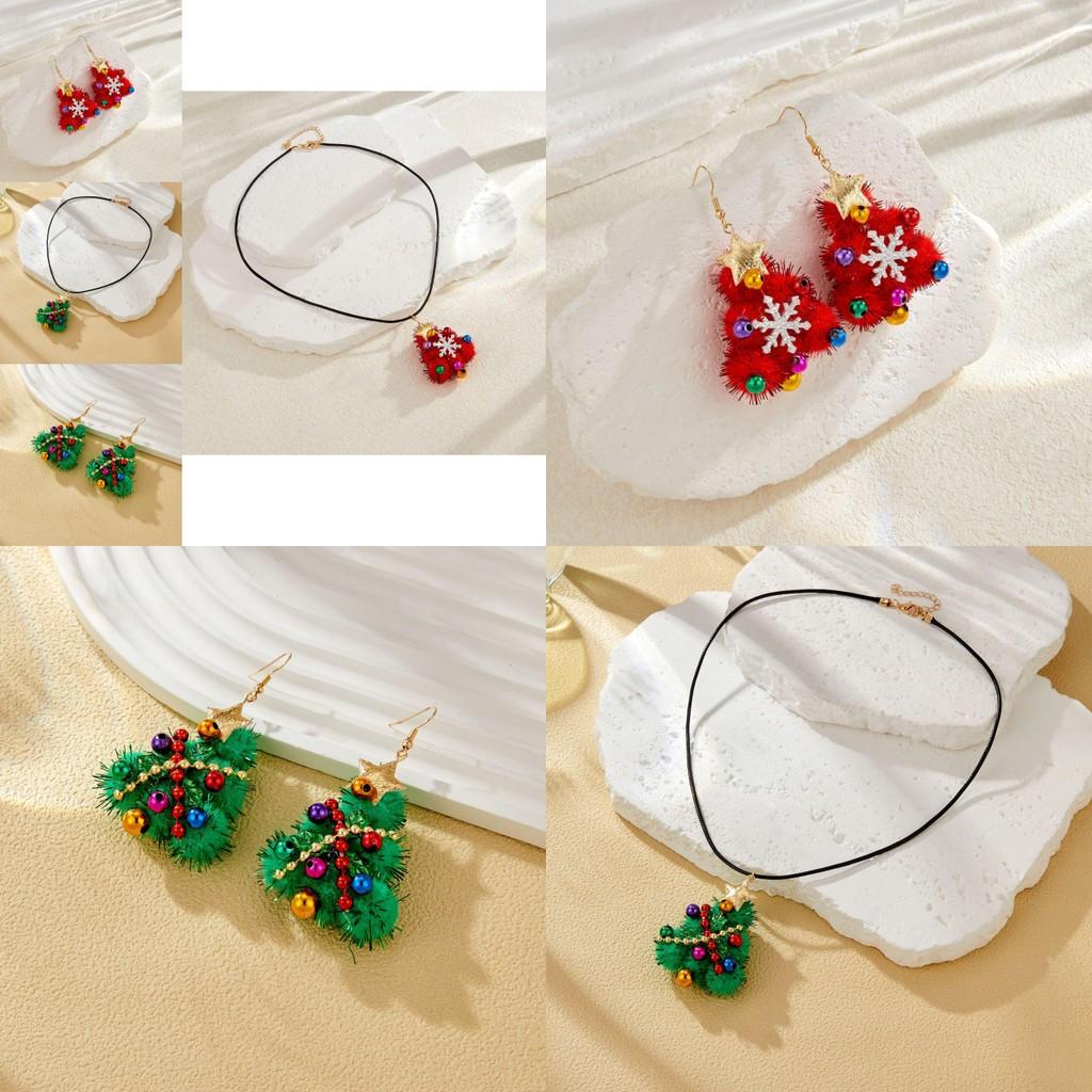 Charming Christmas Tree Earrings Vibrant Handmade Design Ideal For Holiday Gatherings