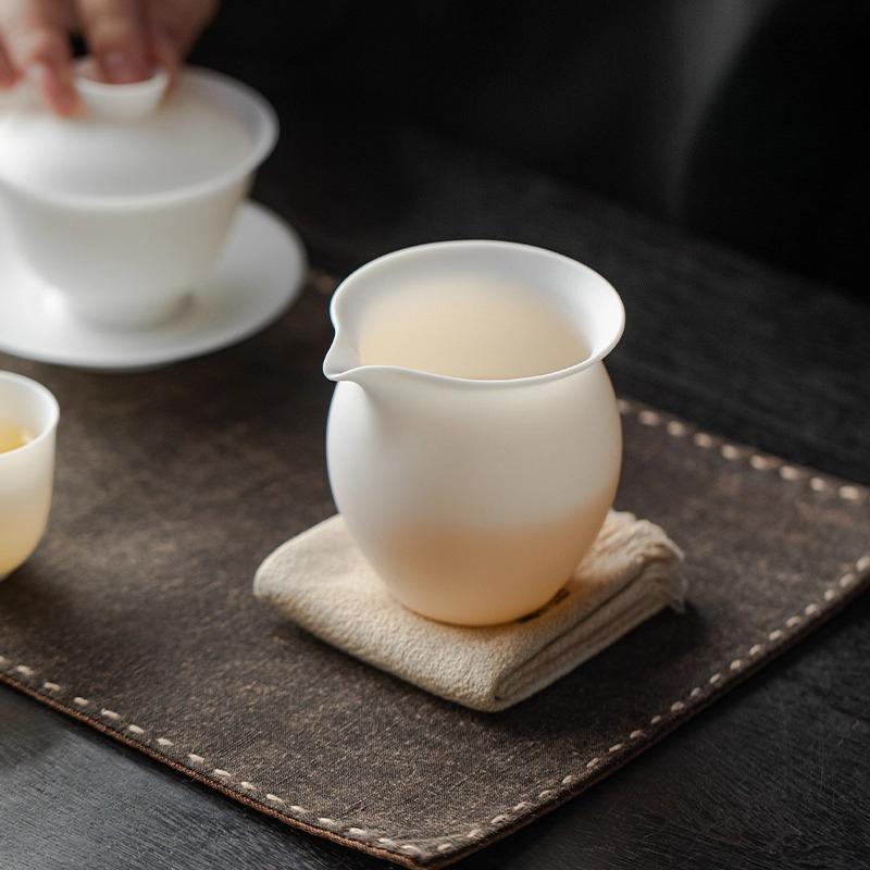 Xiaoyu Ultra-thin Tire Plain-fired Suet Jade Porcelain Kung Fu Tea Set Tea Set Tea Sea National Style Simple and Fair Cup