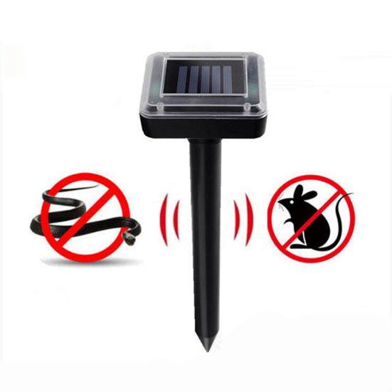Solar Powered Ultrasonic Rat Mice Snake Repellent Garden Lawn Farm Pest Repeller
