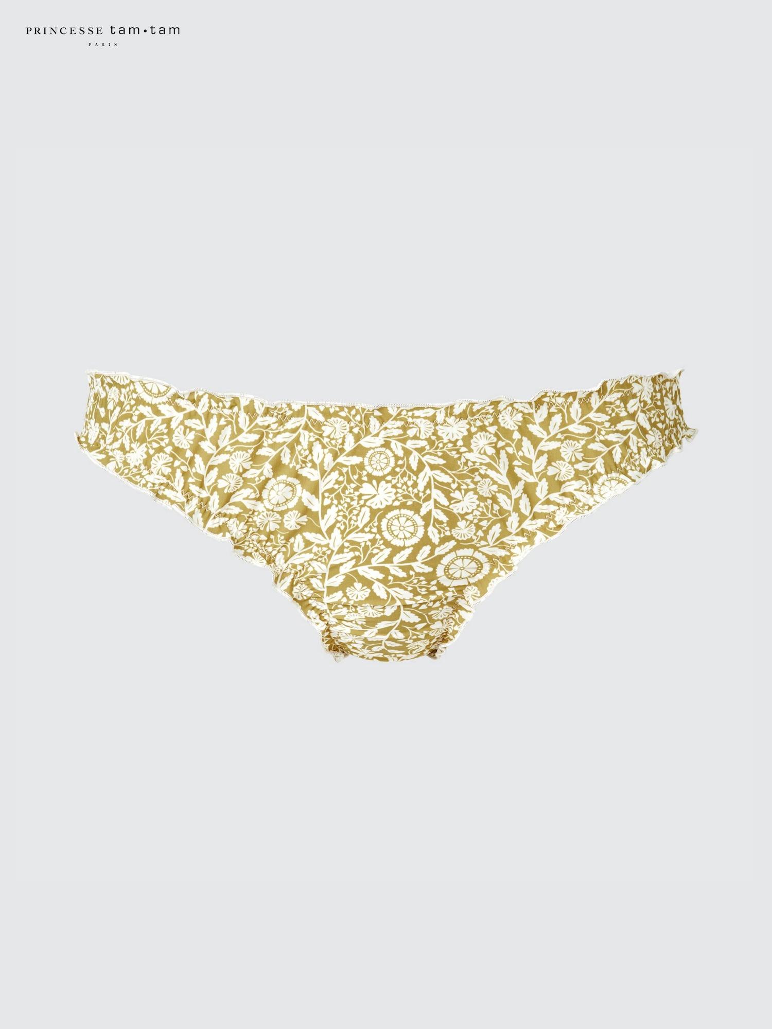 

Uniqlo Japan Frill Shorts