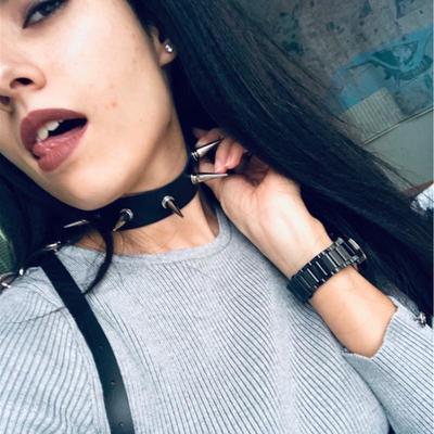 Europejski i Amerykański Gotycki Harajuku PU Skóra Nity Kolce Choker