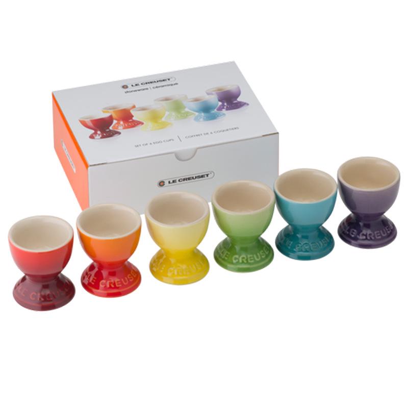 Eiropas krāsaini keramikas olu turētāji un