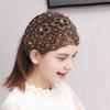 Krajková čelenka zdobená umělými perlami Dámská vysoce elastická široká vlasová gumička s designem pětilisté květiny Vlasové doplňky