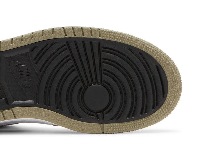 Air Jordan 1 Zoom Comfort 'Neutral Olive Cherrywood'