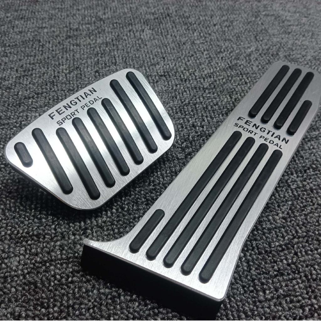 Pedály pro Toyota Wilfa/Elfa 2023 Plynový a brzdový Pedály akcelerátoru a brzdy z hliníkové slitiny pro úpravu interiéru Příslušenství