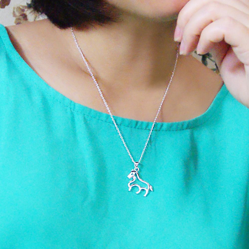 925 Silver Horse Pendants Necklaces Loving Design Cute Animal Pony Necklace Movie Jewelry Party Accessories Gifts