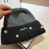 French Light Luxury Niche Rhinestone Min Color Matching Wool Hat, Winter Celebrity Wool Blended Knitted Hat
