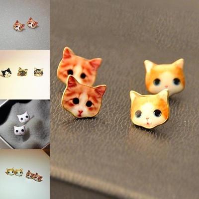 1 Paar schöne, zarte Ohrstecker mit Cartoon-Motiv in Katzenform