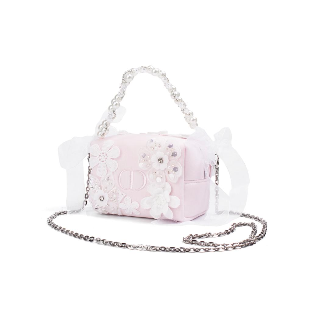 Handgefertigte DIY-Make-up-Tasche im Dior-Stil