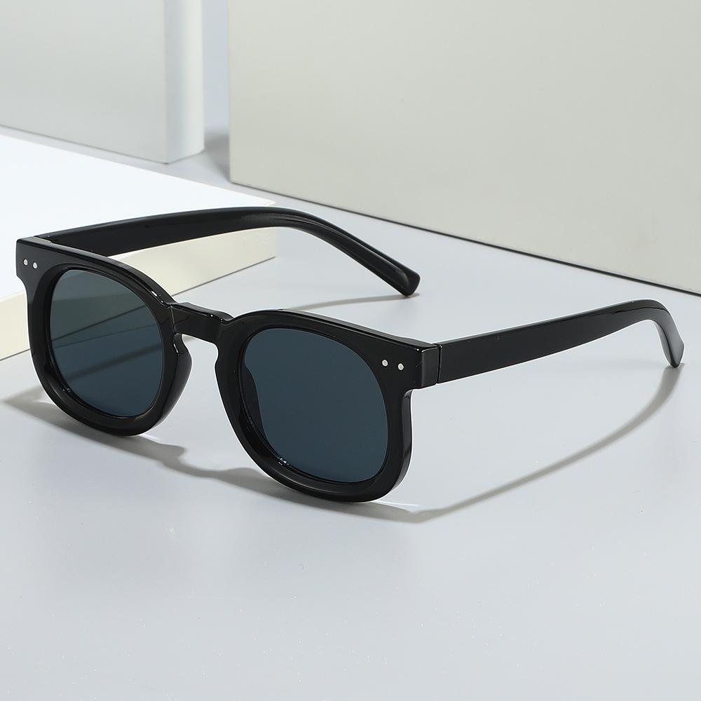 New full-frame sunglasses fashionable European and American men's and women's outdoor blackout glasses driving glasses new