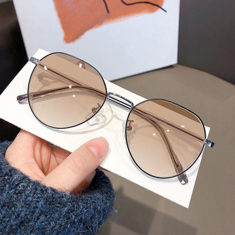 Ultralight Korean-Style Prescription Glasses for Women - Anti-Blue Light, Trendy & Protective Myopia Discoloration Lenses