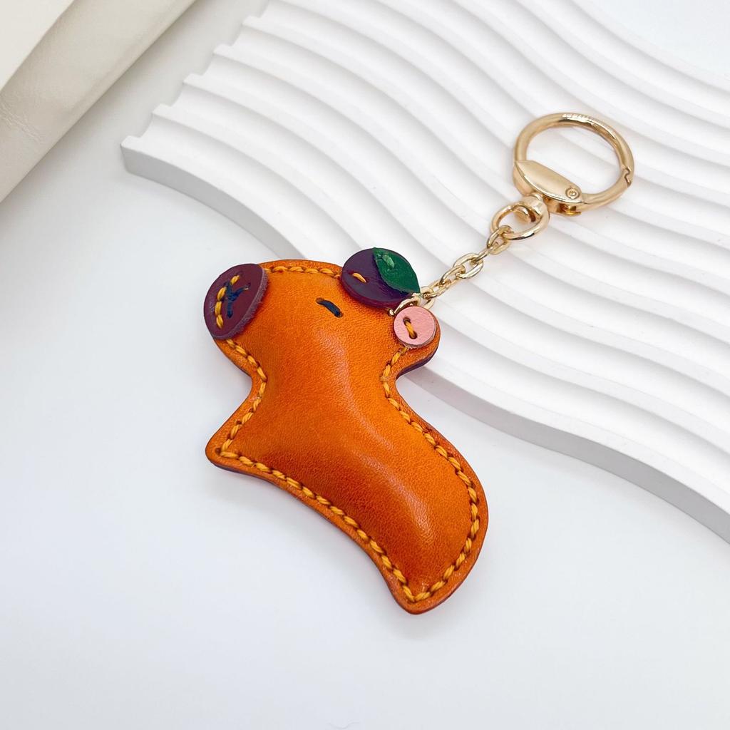 Cross-border Bestseller Genuine Leather Capybara Bag Charm Keychain Pendant Personalized Wrist Strap Phone case Accessory Gift