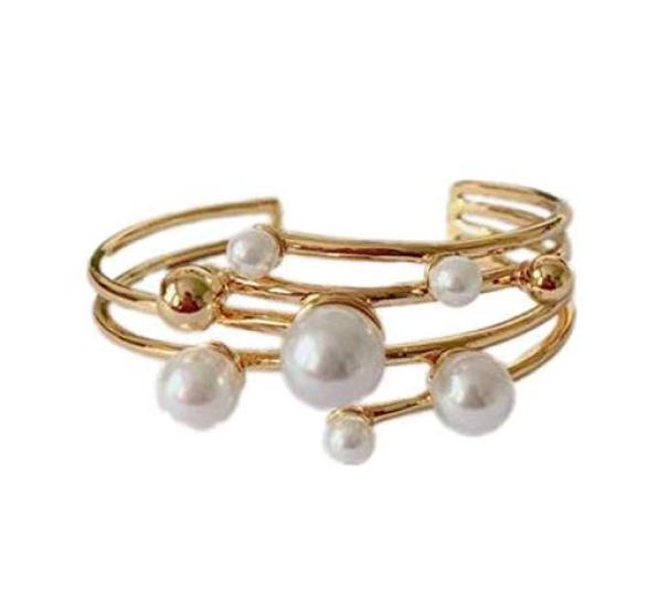 

Avance Pearl Ring Gold Bangle Bracelet for Women (Bangle)
