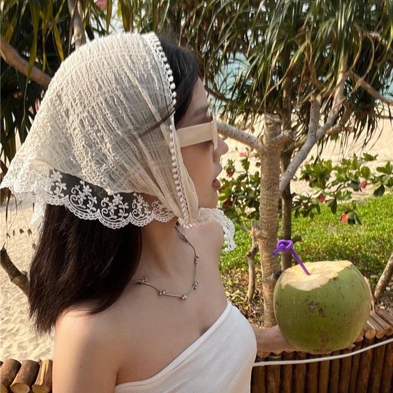 Korean Ins Lace Hair Scarf Retro Hollow Lace Triangle Hair Band Strap Hair Bag Headscarf Travel Photo Headband Turban Accessorie