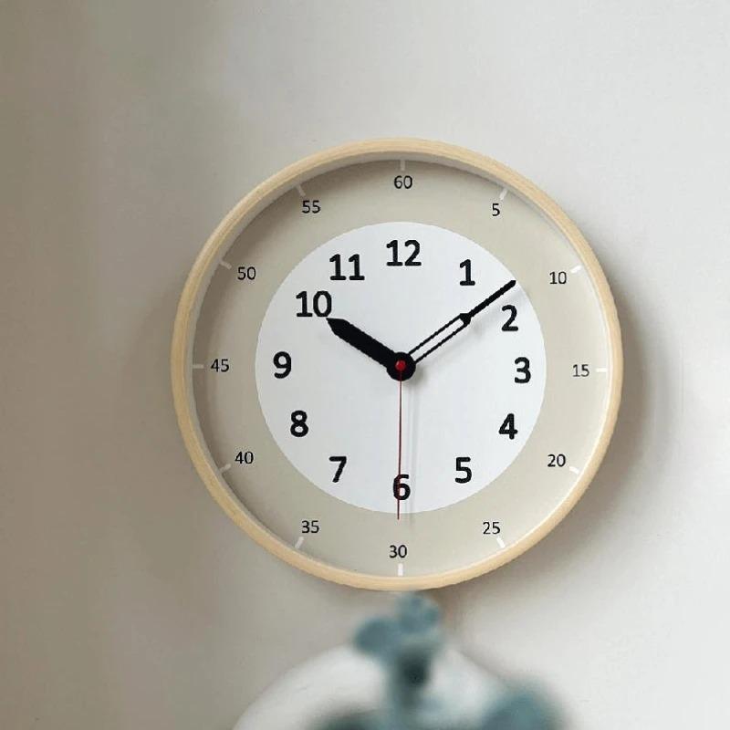 Simple Wall Clocks Modern Creative Silent Clock Living Room Study Solid Wood Clocks Early Childhood Education Cartoon Clock