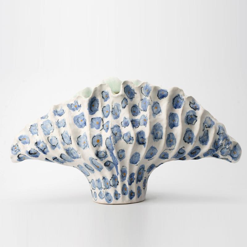 Abstract Ceramic Handicrafts Pleated Flowerpot Shell Vase Wavy Flower Vase Flower Arrangement Home Decoration Accessories