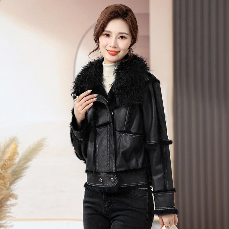 New Mom Splicing Fur One Piece Coat Women's Autumn and Winter Thick Fur Coat Short