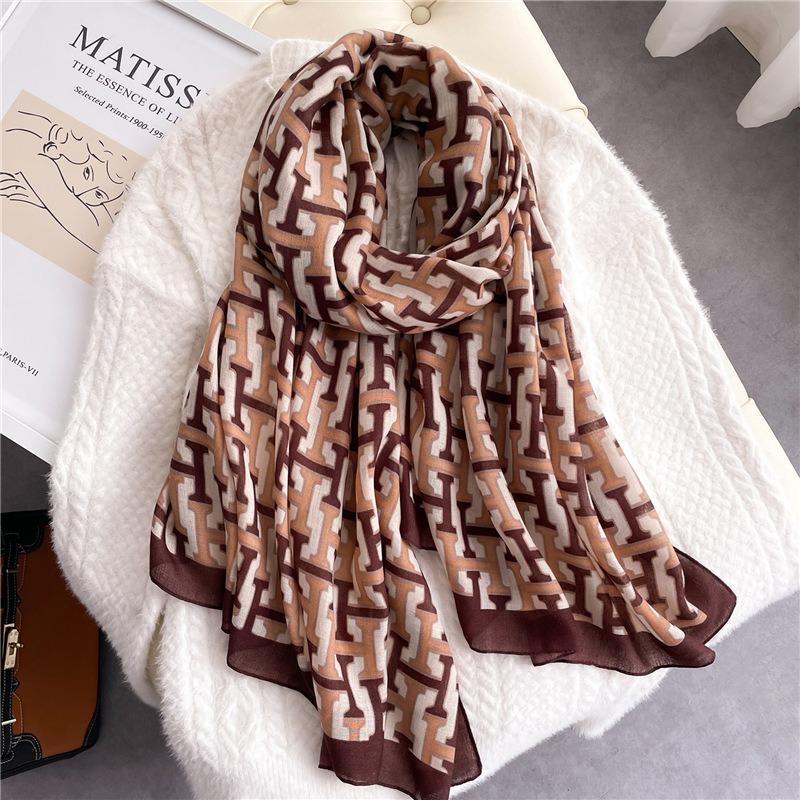 Letter Contrasting Color Scarf Style Street Fashion Shawl High-end Cotton and Linen Scarf Shawl Dual-purpose Large Size