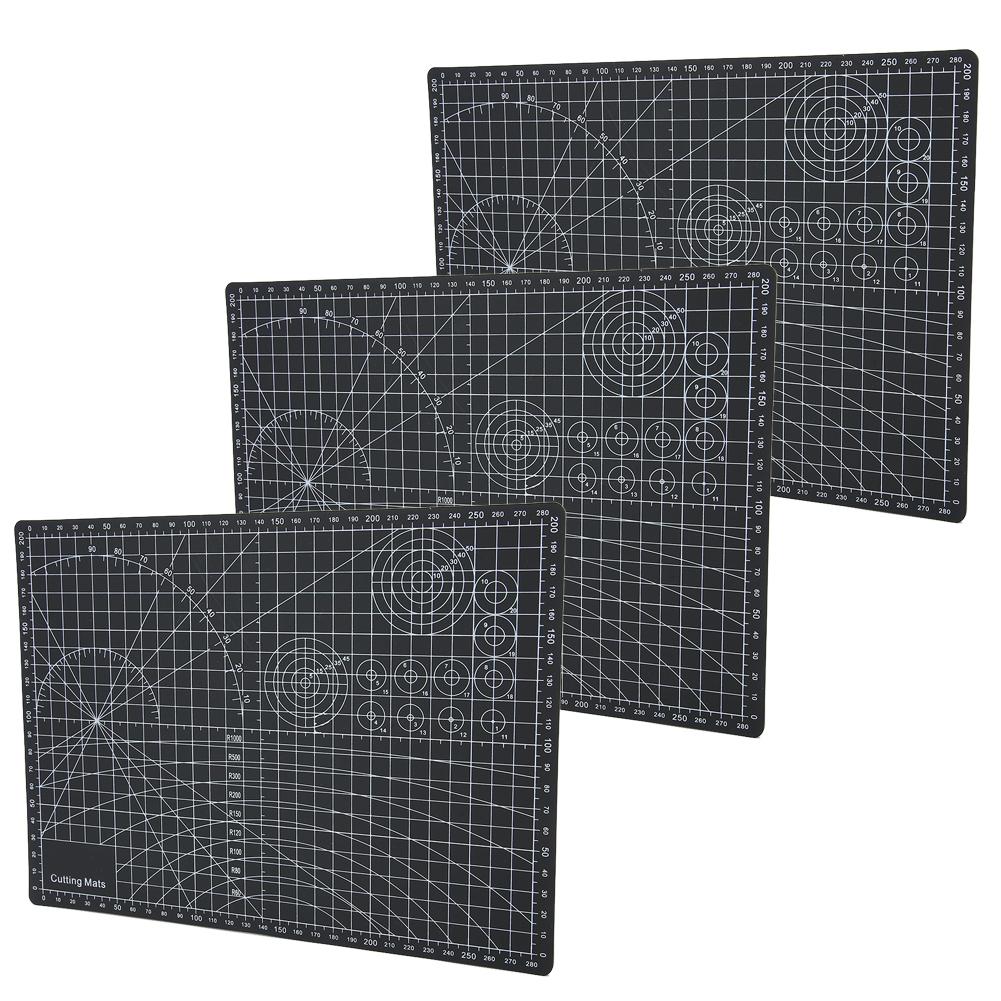 3Pcs Cutting Mat A4 Black Model Cut Pad Paper Rubber Stamp Engraving Scale Board