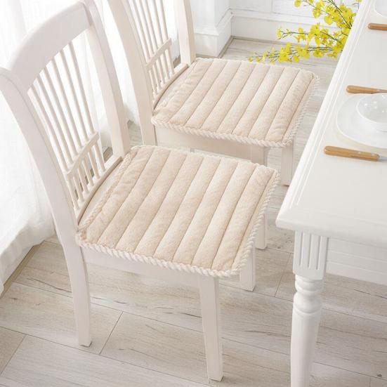 Seat Cushion Trapezoidal Shape Adjustable Straps Plush Material Chair Pad Dining Office Car Seat Cover Home Accessory