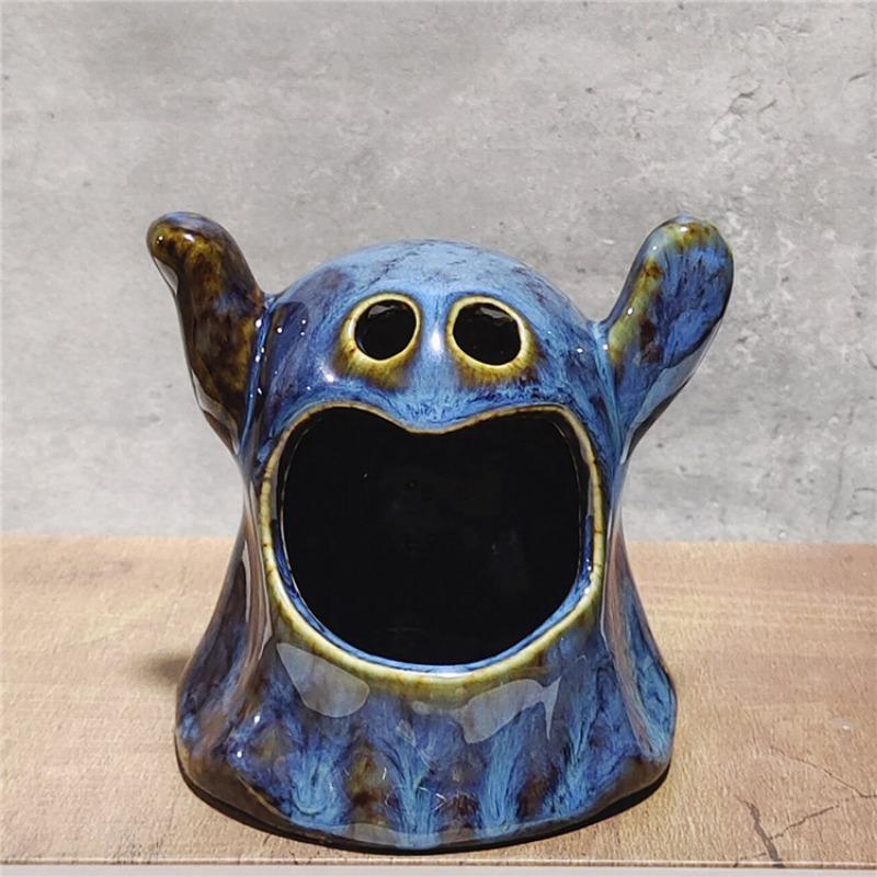 

2024 New Creative Halloween Cute Ghost Candle Holder Ornaments Utensils White Porcelain Scented Candle Small Container 1Pc