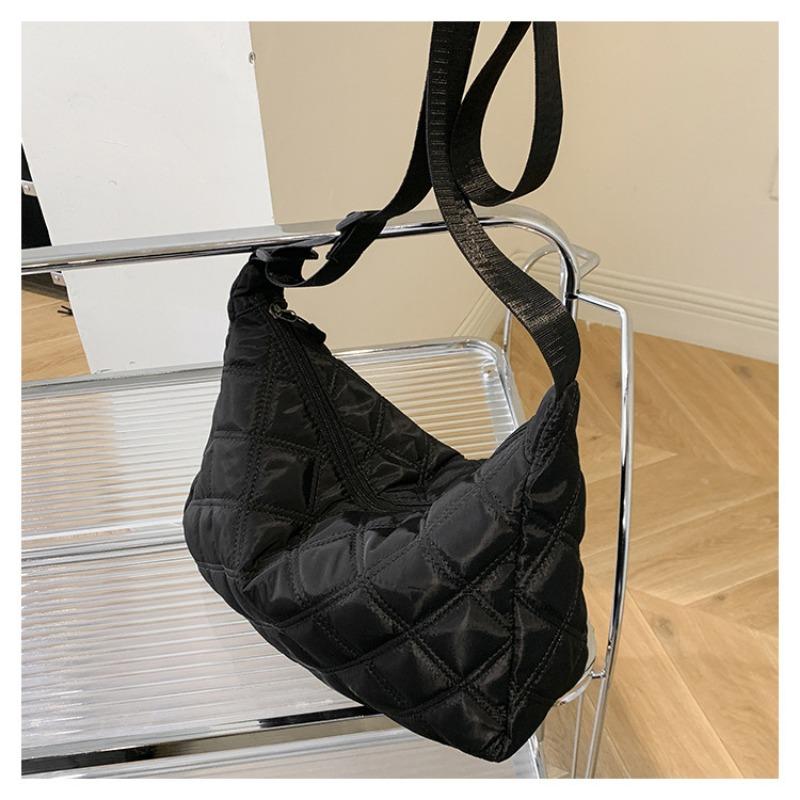 New Casual Shoulder Bag Embroidery Thread Rhombus Down Cotton Clothes Bag Dumpling Bag Versatile Messenger Bag Women's Bag