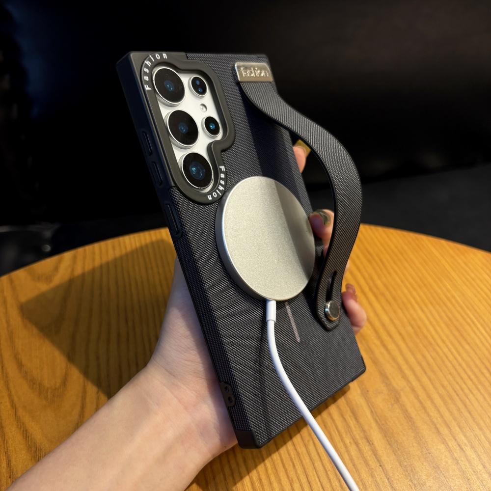 Shockproof Wrist Strap Stand Holder Magnetic Wireless Charging Silicone Case For Samsung S25 Ultra S23 S22 S24 Plus Matte Cover