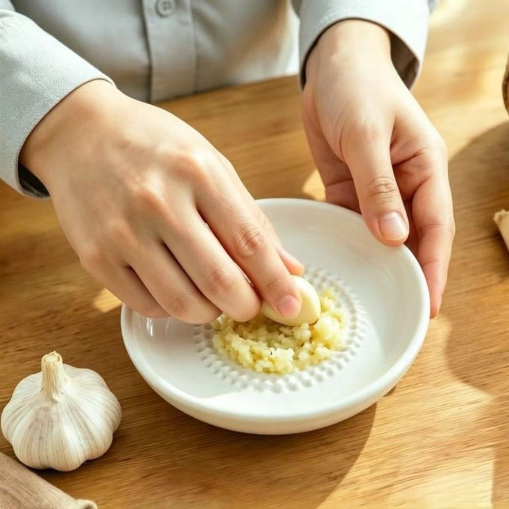Ceramic Garlic Ginger Grater Round Shape Garlic Shredding Plate Convenient Food Grinder Household