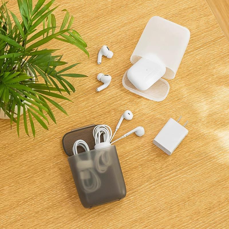 Tragbarer Organizer für Apple Ladekabel, Bluetooth-Kopfhörerhülle und Desktop-Aufbewahrung