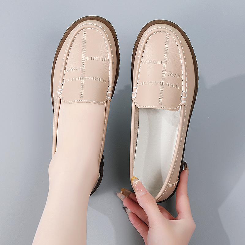 

Women Black Moccasins Driving Shoes Flats Casual Nurse Shoes Loafers Simple Soft Office Shoes Large Size EU:42 бежевий