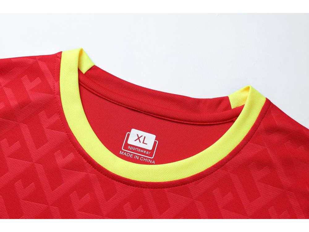 Breathable Short-Sleeve Soccer Jersey Set with Custom Print Options (8012)