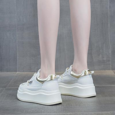 Muffin-Schuhe Plateau Damen Frühling und Herbst Neu Vielseitig Sportlich Klein Lässig Board-Schuhe Lässig