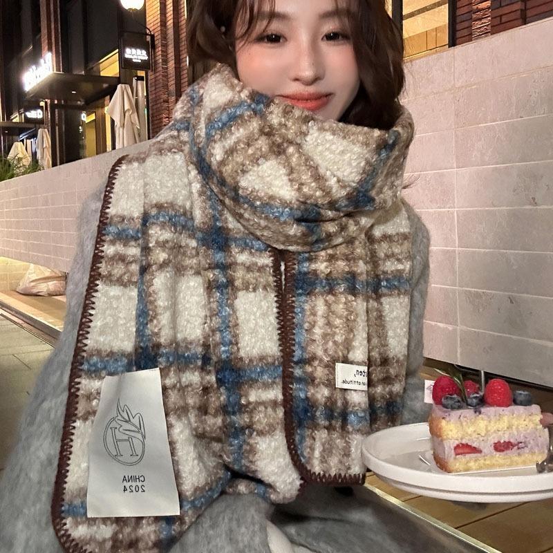 Retro black and white plaid imitation lamb wool scarf women's winter thickened warm plaid scarf fashion shawl dual-purpose