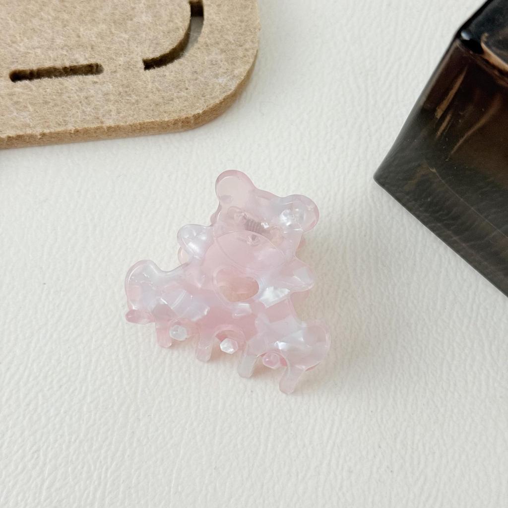 Medium Love Heart Bear Acetate Claw Hair Clip - Cute & Exquisite Hair Accessory