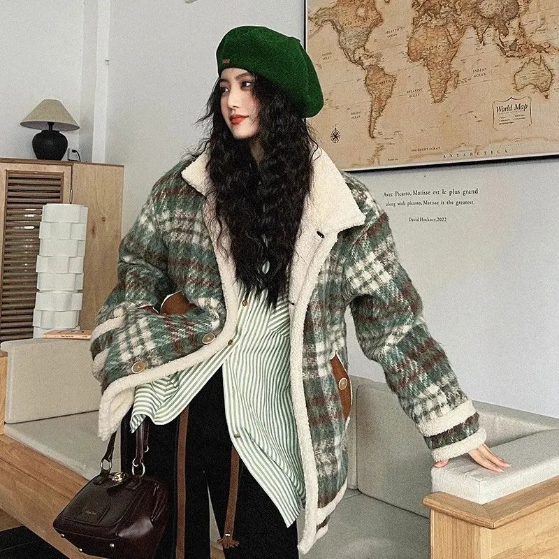 Retro Small Style Lambswool Coat for Women Autumn and Winter New Style Loose Fur Collar Woolen Coat for Women