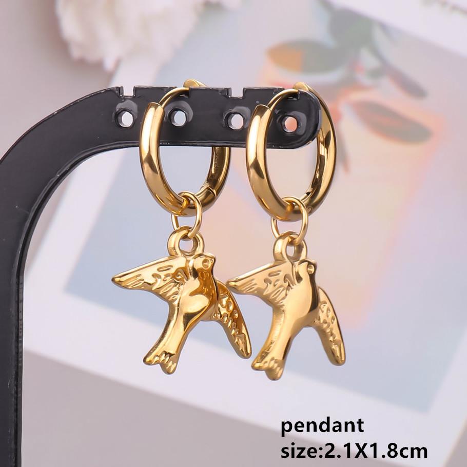 Gold Color Animal Pendant Earring Cute Sea Turtle Fish Tail Crab Stainless Steel Hoop Earrings for Women Men Accessories Jewelry