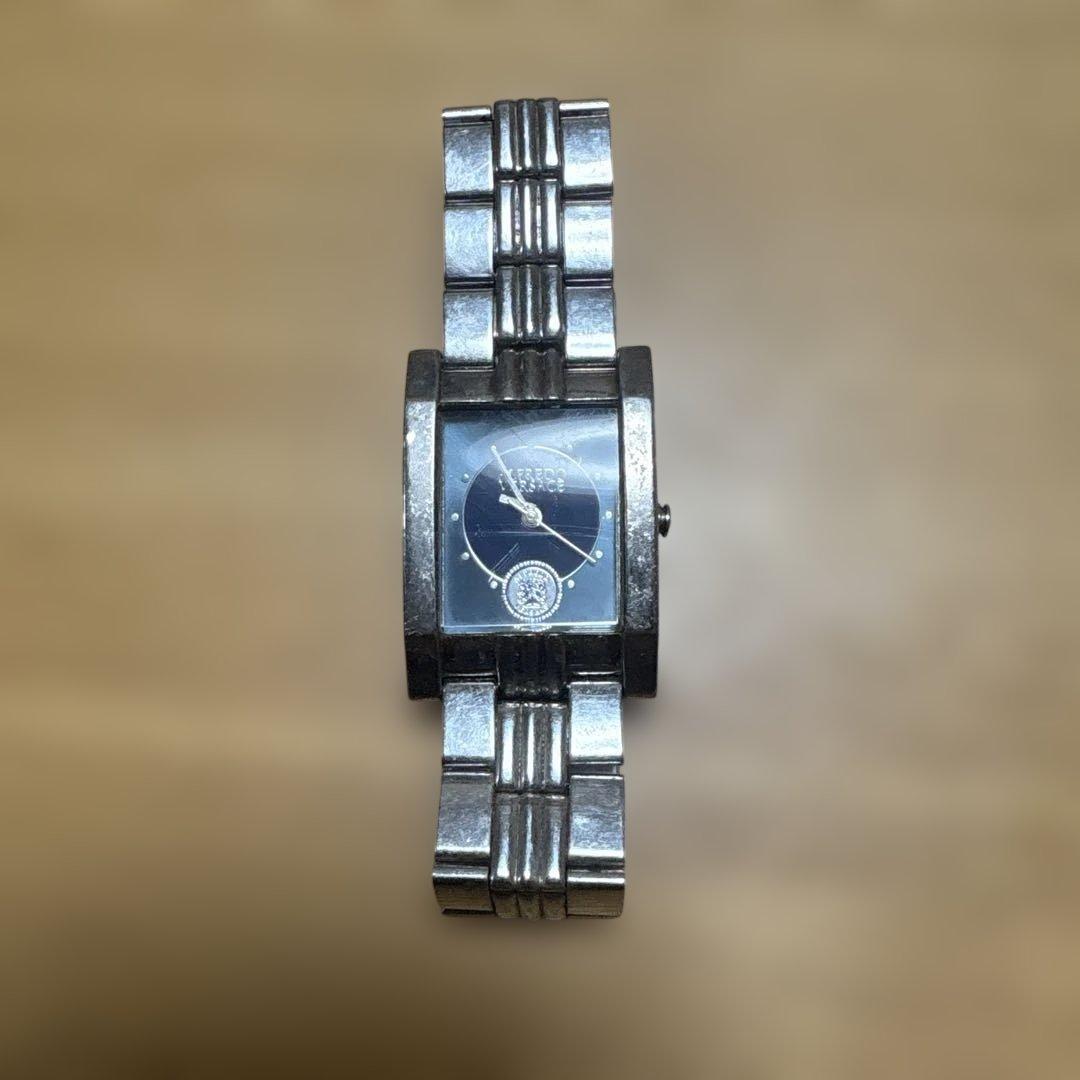Used Square case blue dial watch (Versace)