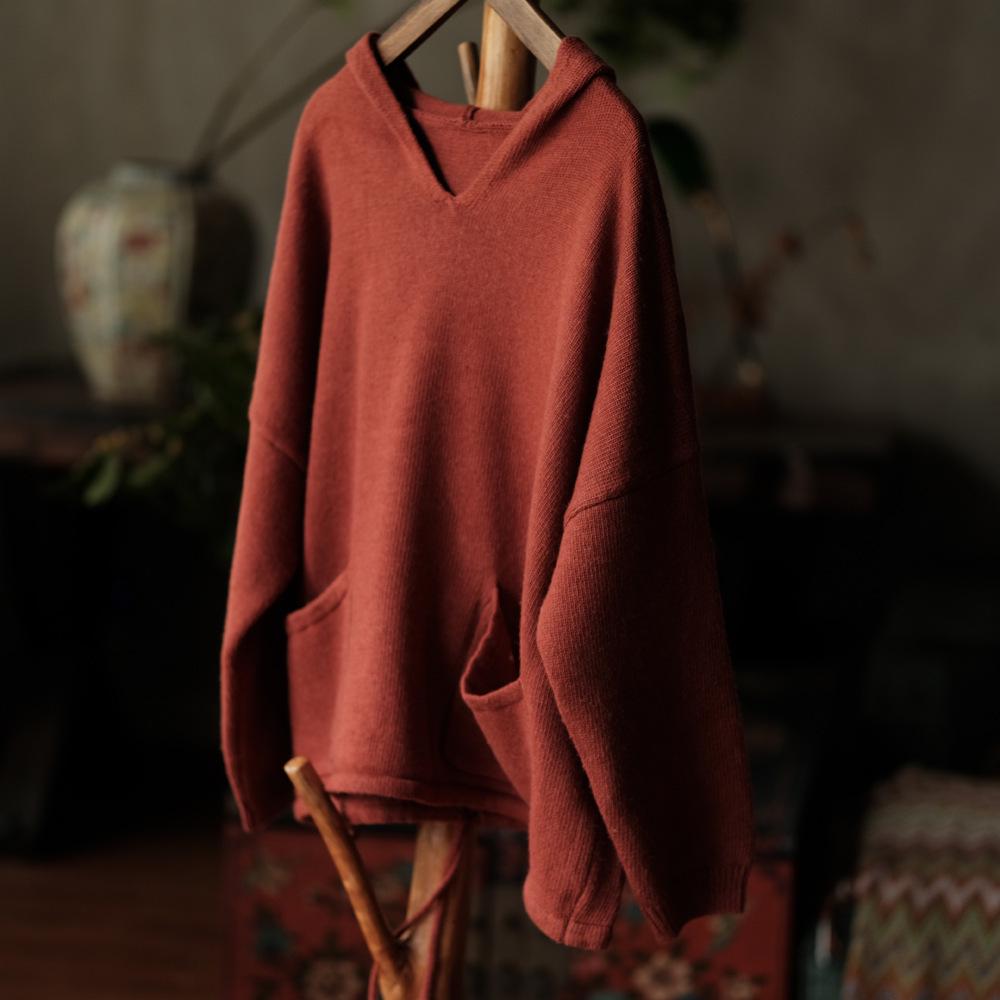 Vintage Wool V-neck Hooded Sweater in Orange