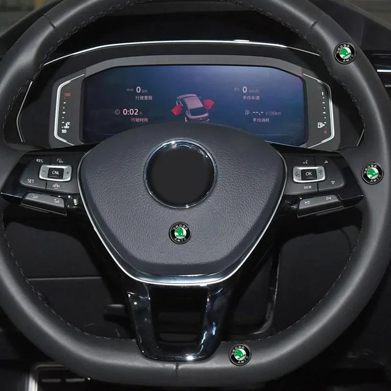 Naklejka Samochodowa 2026 Gorące 10 Sztuk Logo Samochodu Konsola Środkowa Samochodu Naklejka Dekoracyjna na Róg Dla Skoda Octavia Fabia Superb Roomster Kodiaq