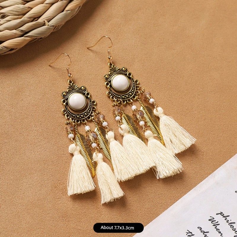 Ethnic Style Bohemia Feather Earrings White Long Style Fashion Retro Stylish Tassel Female Holiday Trip Shoot Earrings