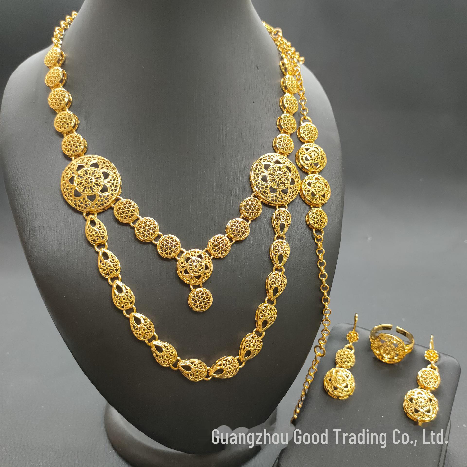 

Комплект африканских украшений Dubai Bride с позолотой 24 карата: Ожерелье, браслет, серьги и кольцо