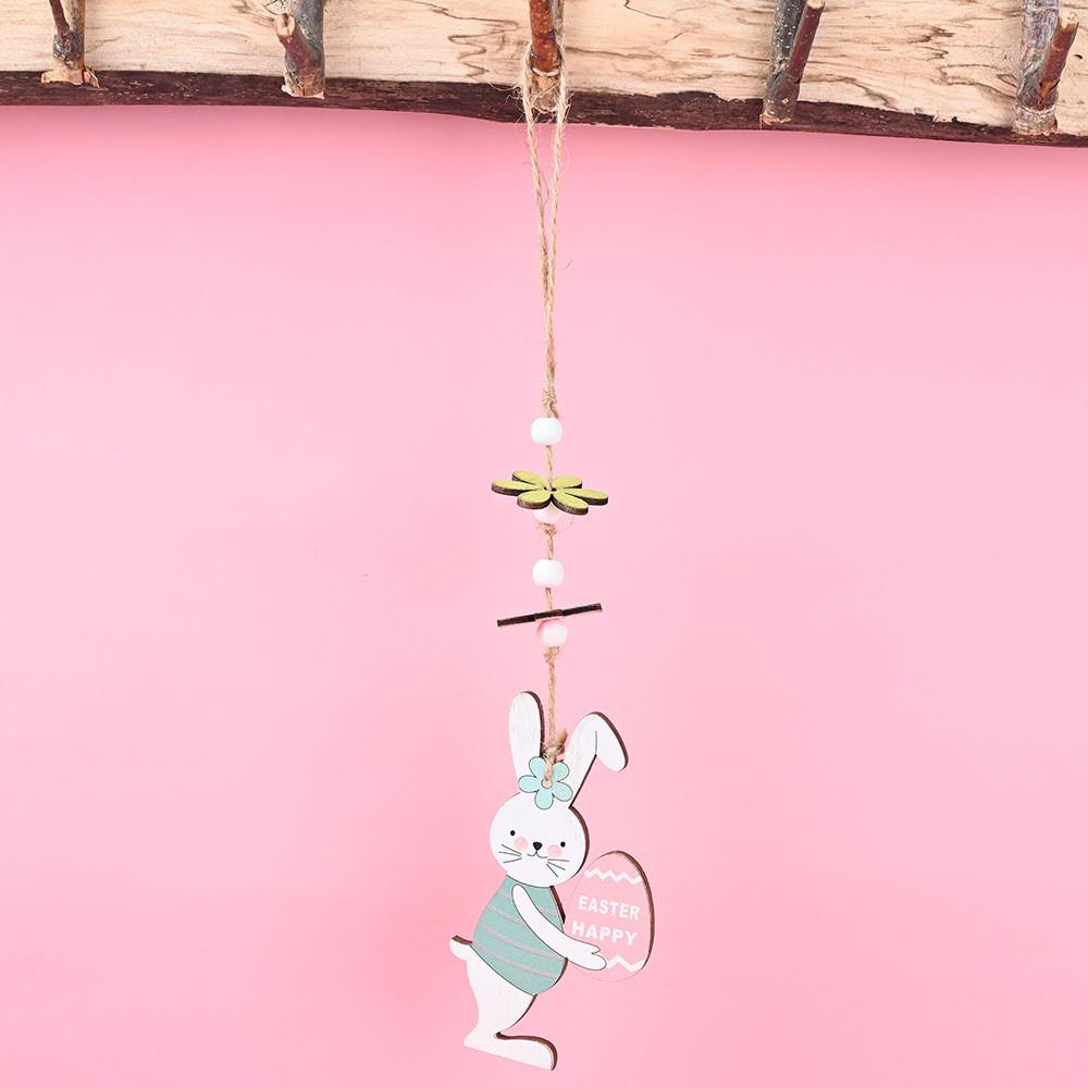 Entzückende Hängedekoration aus Holz mit langohrigem Häschen, perfekt für Osterfeiern