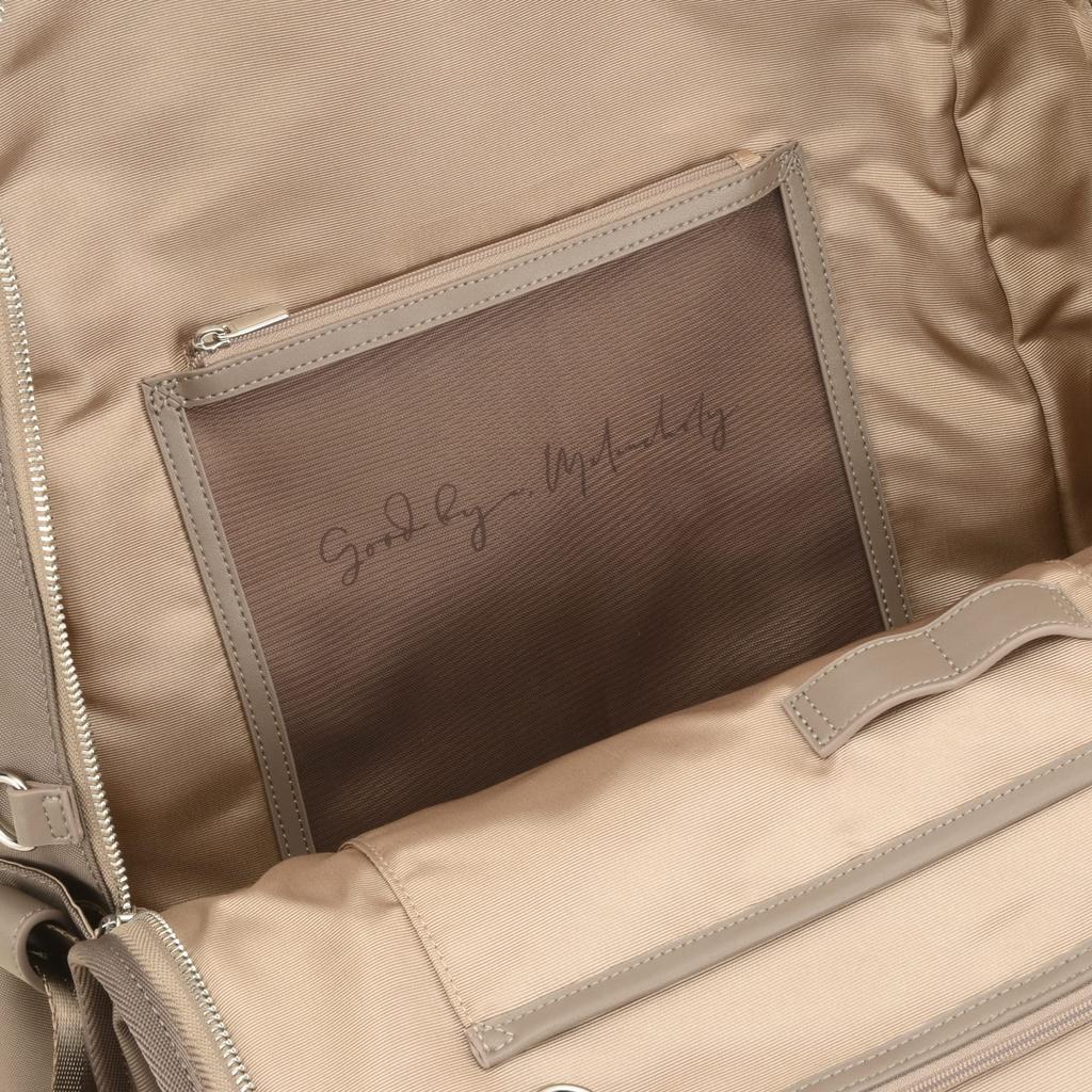 [W&.DayNight] Rikka Square Backpack, Fits B4 Size, Fits 15.6-inch Laptop, No. 11713, 16L, 800g, Women's, Smoky Pink, Commuter