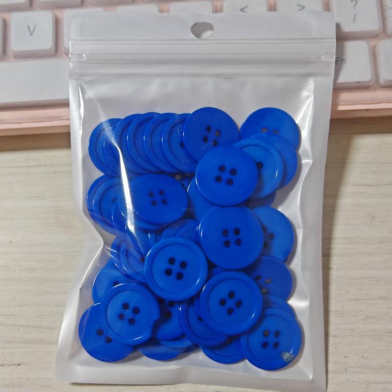 50 Stück Einfache 4-Loch-Knöpfe 20 mm Rund Harz Flachrücken Knöpfe Pullover Rock Zubehör